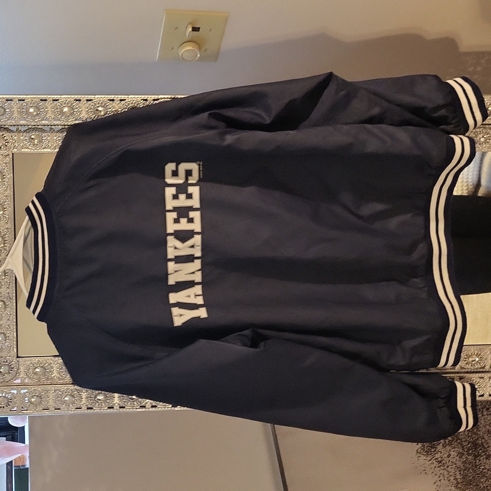 VINTAGE NAVY BLUE SATIN NEW YORK YANKEES REVERSIBLE TRACK JACKET🗽 - Picture 7 of 7